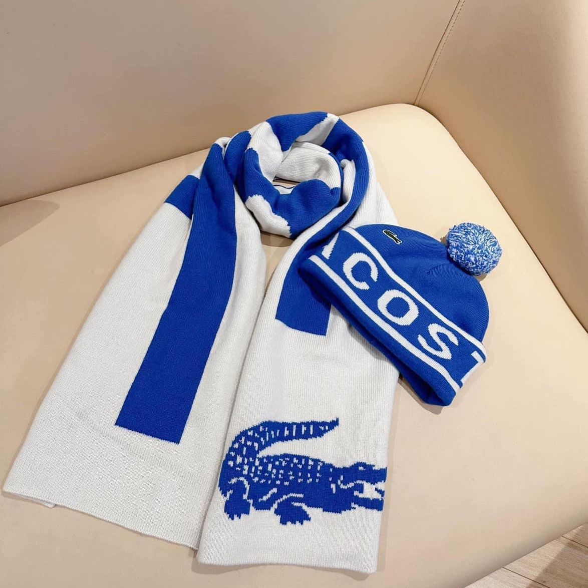 Khăn mũ len Lacoste