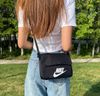 Túi Nike màu đen Basic