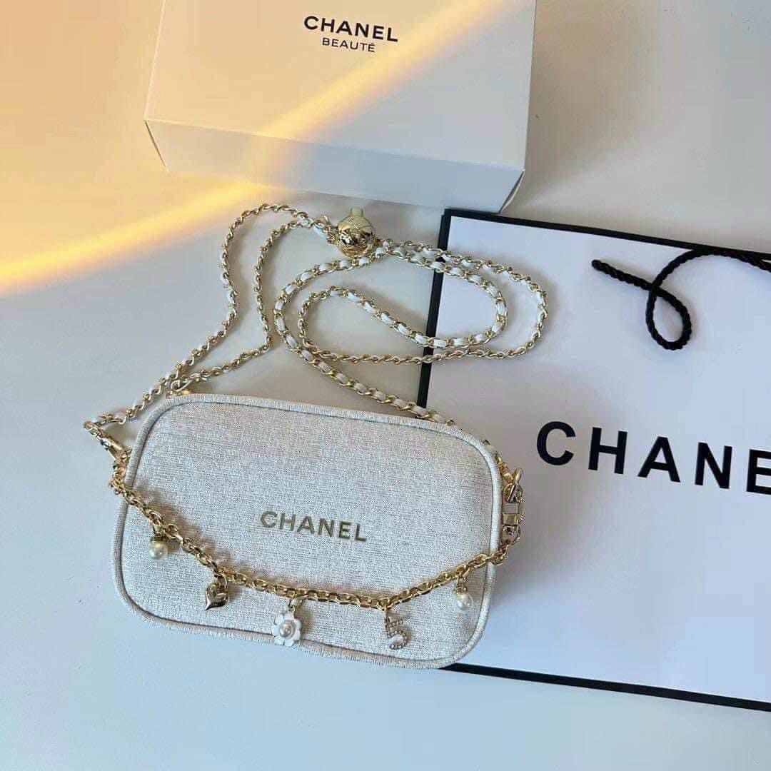 Túi Vanity Chanel - Gift Beauty bản giới hạn