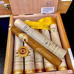 Xì gà Oliva Serie G Aged Camaroon Toro Tubos Hộp 10 Điếu