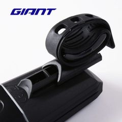 Đèn trước xe đạp Giant 500LM