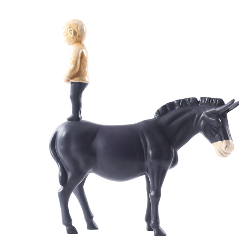 TƯỢNG TRANG TRÍ PEE