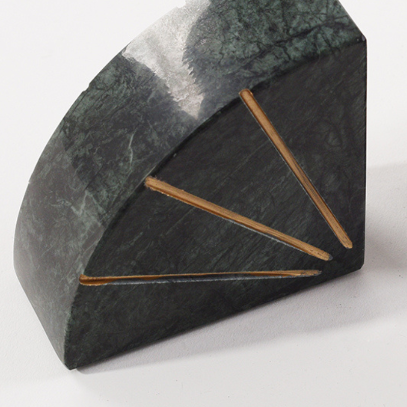 TƯỢNG TRANG TRÍ HALFHALF