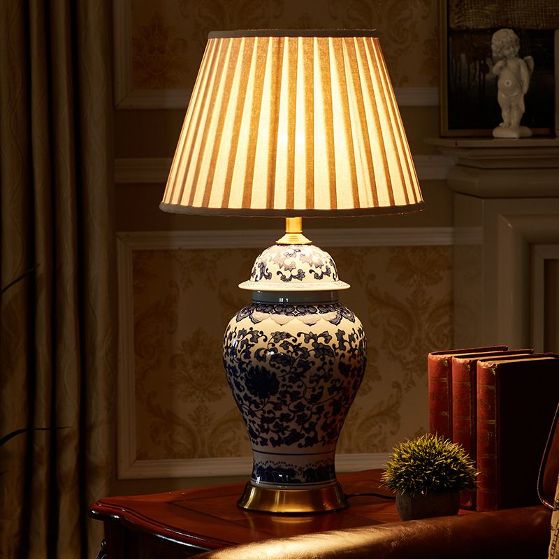 ĐÈN TRANG TRÍ PAGET DEN0085