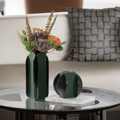  LỌ HOA TRANG TRÍ STICH 