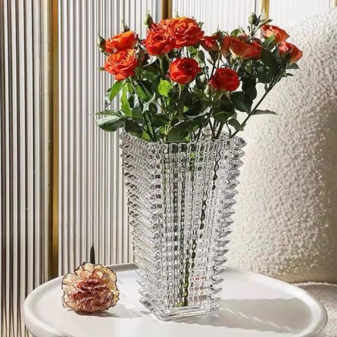  LỌ HOA TRANG TRÍ BACCARAT 