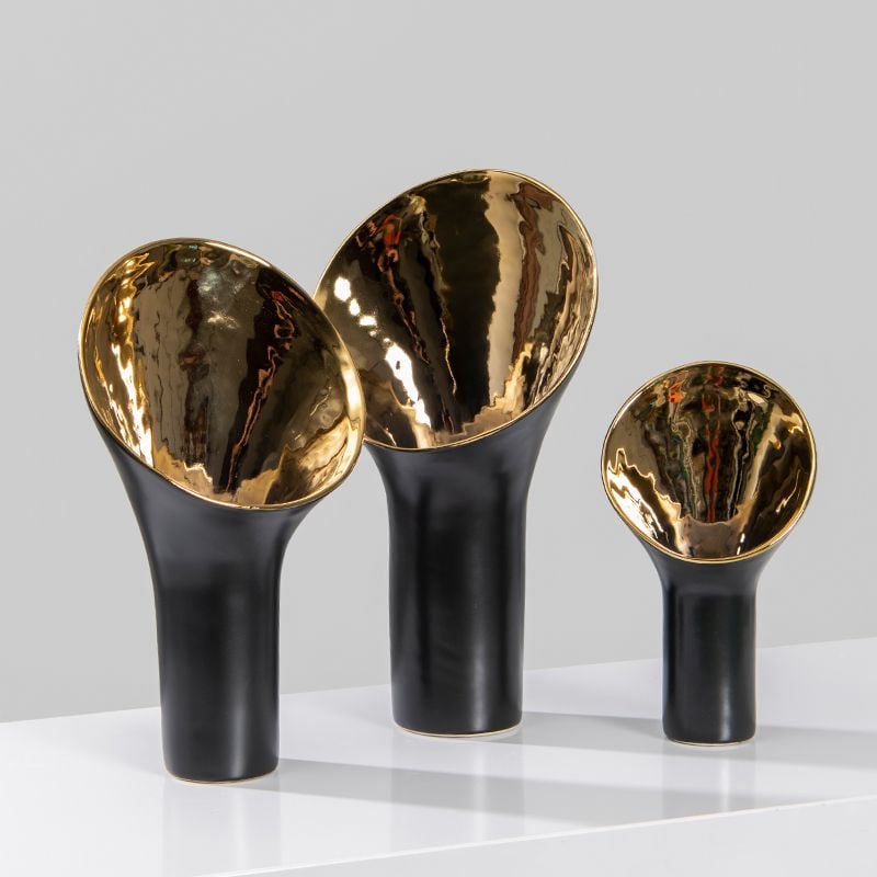 LỌ HOA TRANG TRÍ TULIP