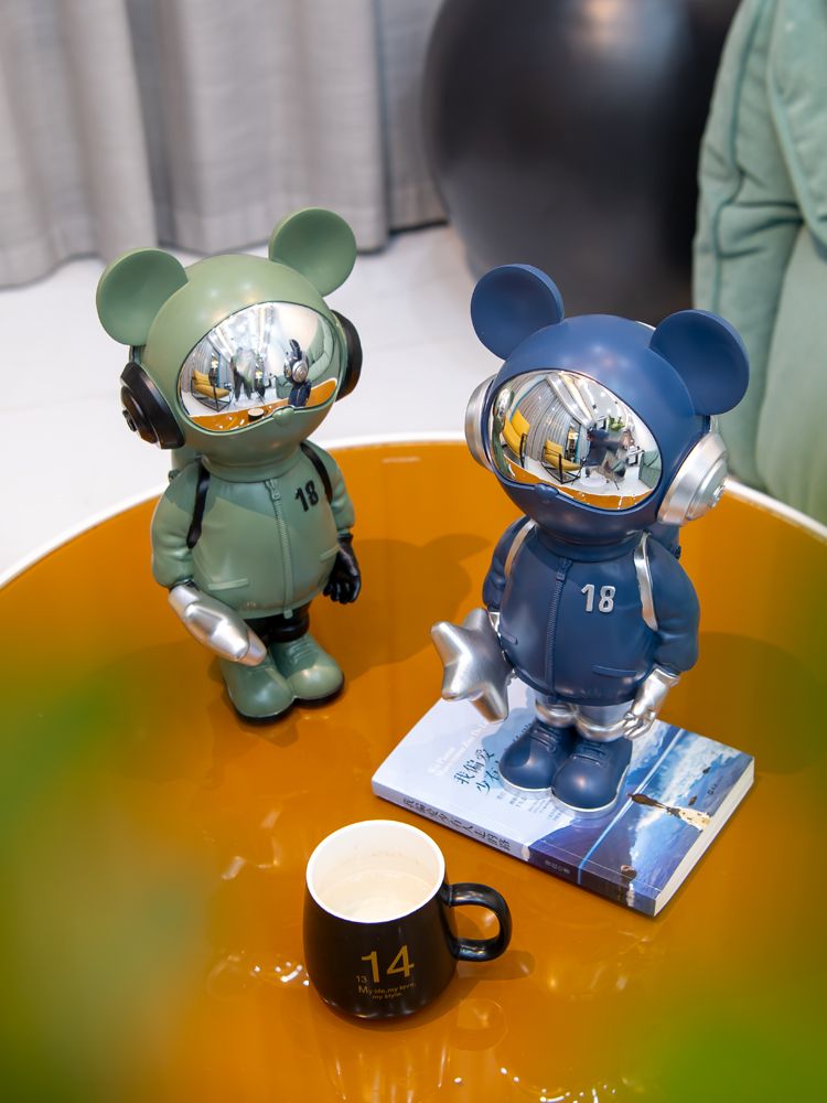 TƯỢNG TRANG TRÍ ASTRONOUT