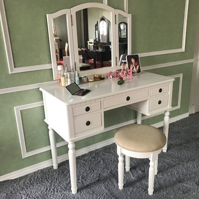 BÀN TRANG ĐIỂM MIDDLE-EAST