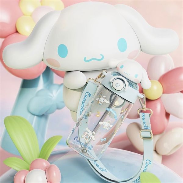  Bình nước Sanrio trong đầu chibi 650ml 