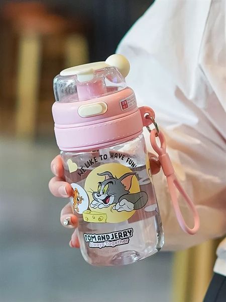  Bình Tom&Jerry 2 kiểu uống 550ml 