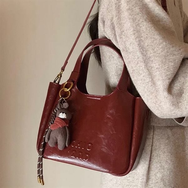  Túi Chio2nd da mềm charm thỏ nâu 