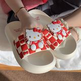  Dép Hello Kitty nổi kẻ caro đỏ 