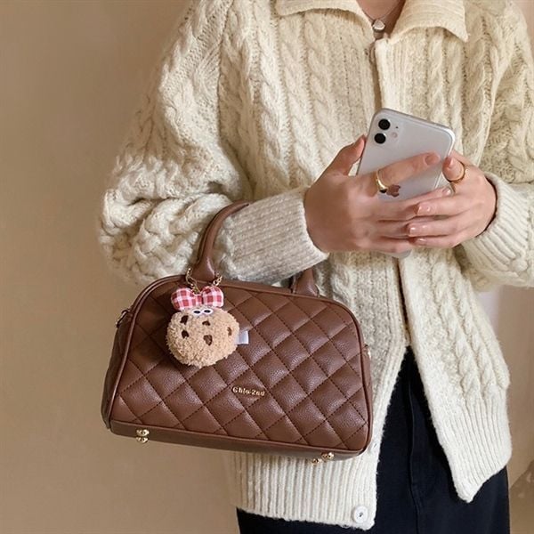  Túi Chio2nd vân quả trám charm bánh quy 