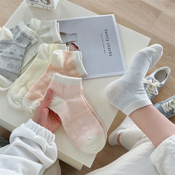  Tất Xieohesi gân hoạ tiết 