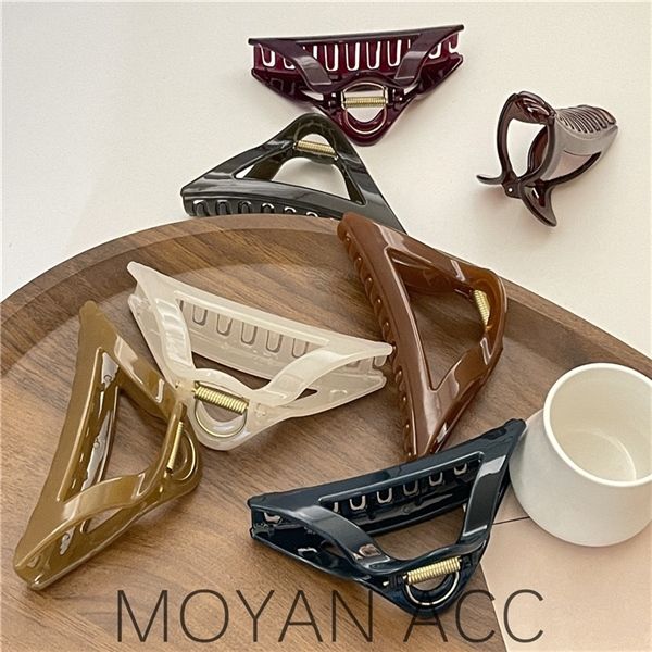  Kẹp càng cua tam giác 