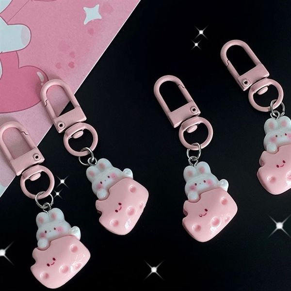  Móc khoá mini thỏ phomai hồng 