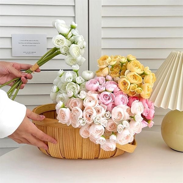  Bó hoa Mẫu Đơn nhiều cành bông nhỏ 
