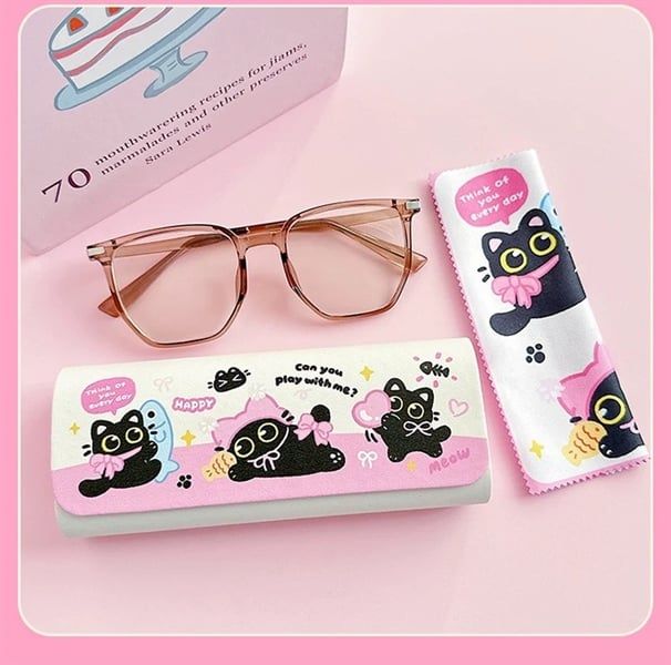  Hộp kính+lau kính mèo đen ôm cá 