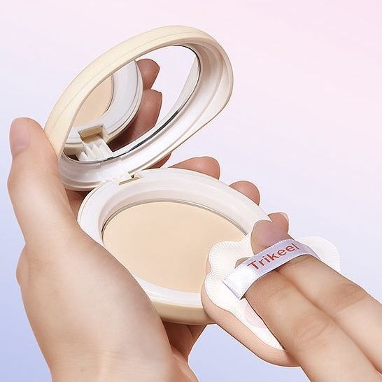  Mút trang điểm dẹt mặt cười + hộp 