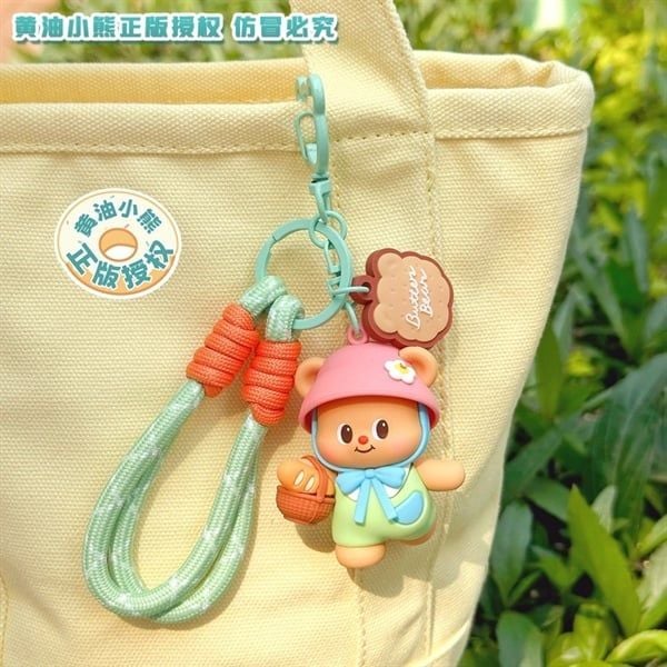  Móc khoá Butter Bear xách giỏ bánh 
