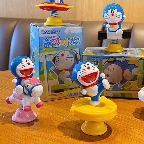  Mô hình Doraemon lò xo 