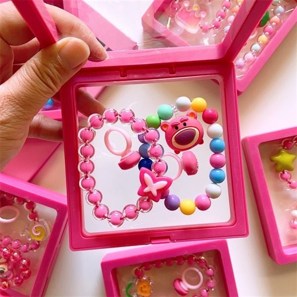  Hộp 2 vòng tay + 2 nhẫn bé gái 