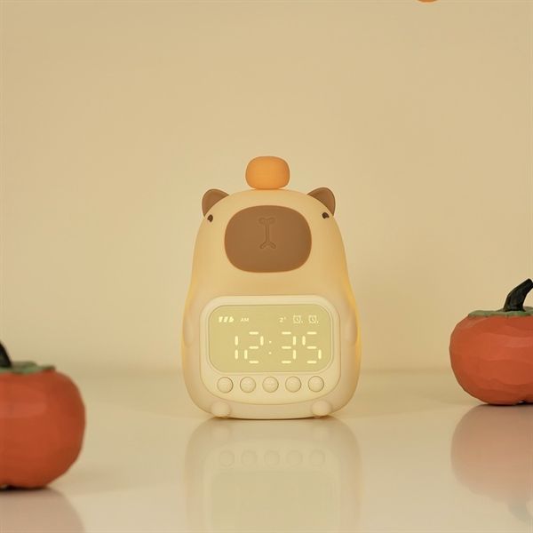  Đồng hồ đèn ngủ Capybara đội cam (silicone) 