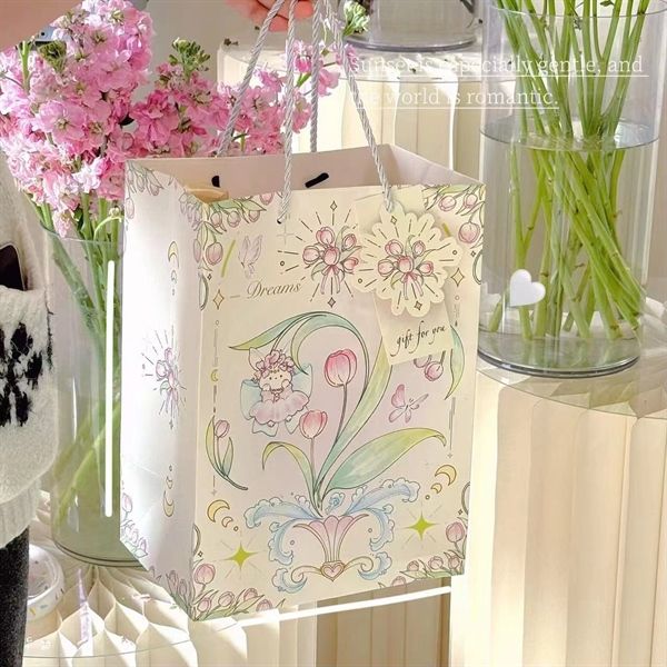  Túi quà thỏ hoa tulip kèm tag 