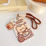 Đeo thẻ kèm móc khoá gấu bánh 