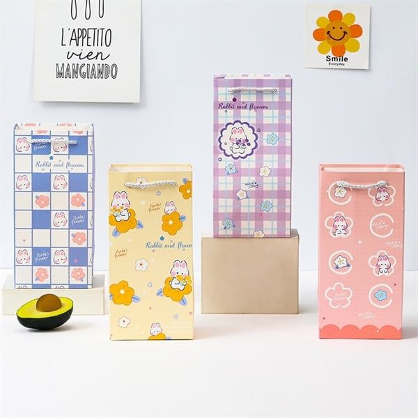  Túi quà dáng dài thỏ hoa 5 cánh 12x10x24cm 