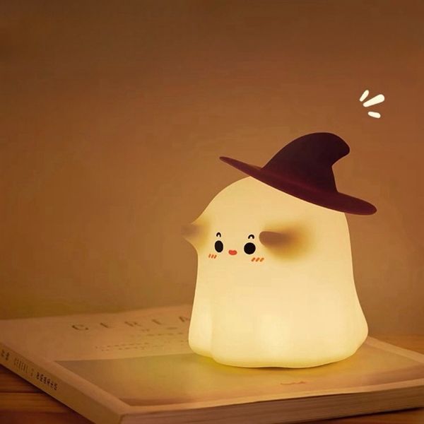  Đèn ngủ bé ma phù thuỷ 