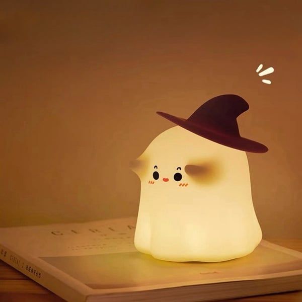  Đèn ngủ bé ma phù thuỷ 