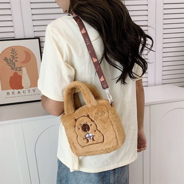  Túi đeo chéo Capybara vuông 20x16cm 