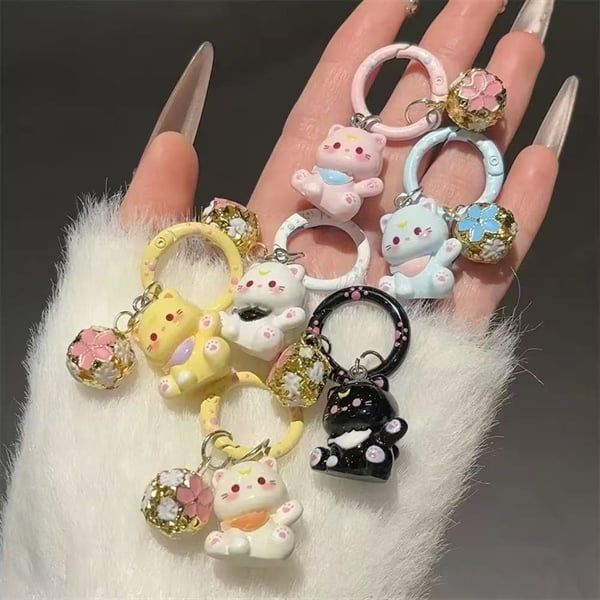  Móc khoá mini mèo buộc khăn 