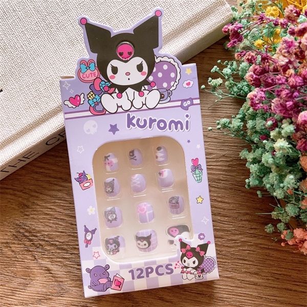  Dán móng tay Sanrio 