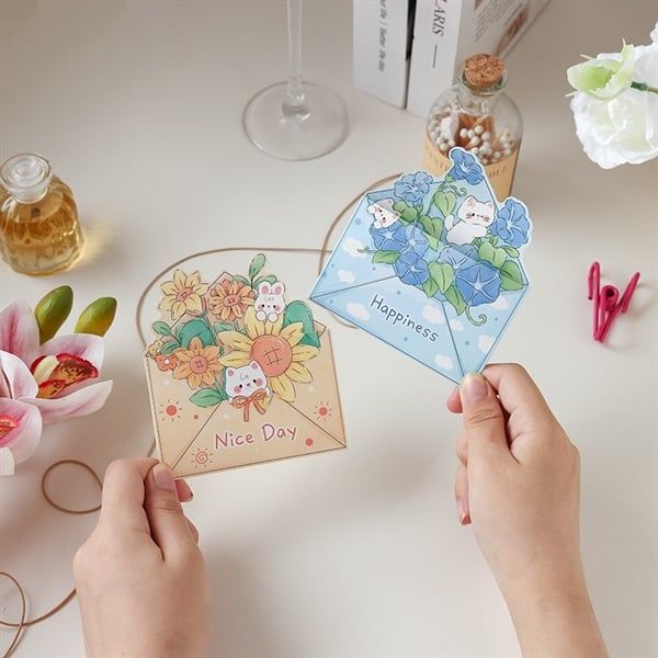  Thiệp gập gài thú hoa nhô lên 