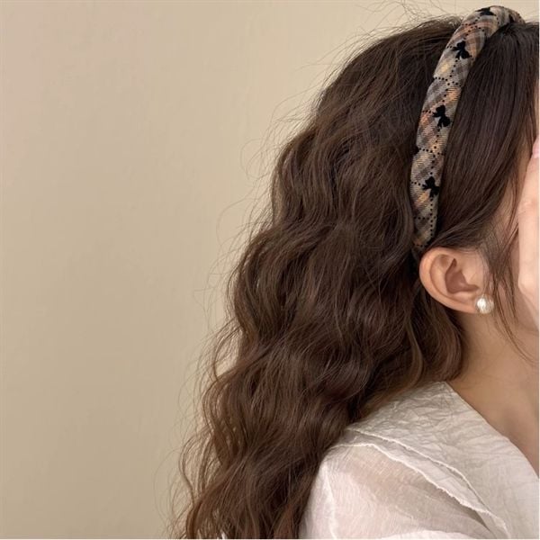  Bờm kẻ caro nơ nhí đen Moyan 