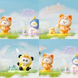  Hộp mù thú áo mưa cầm ô 