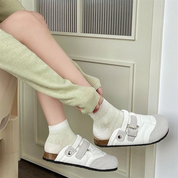  Tất Xieohesi gân hoạ tiết 