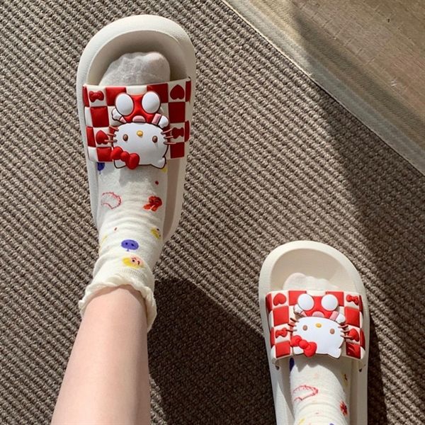  Dép Hello Kitty nổi kẻ caro đỏ 