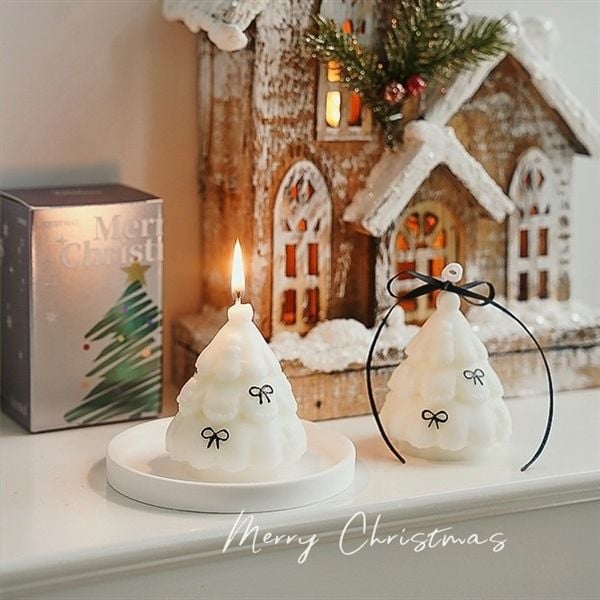  Nến thơm Giáng Sinh cây thông nơ đen 7cm 