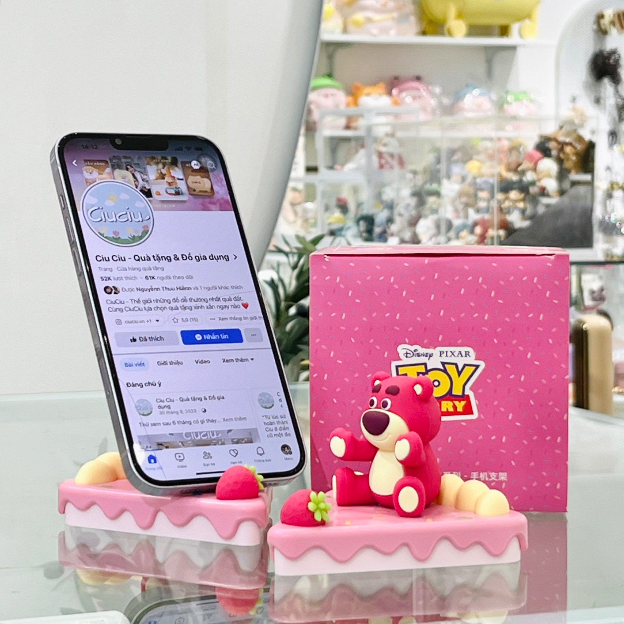  Kê điện thoại Lotso bánh kem 