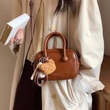  Túi Chio2nd chữ nhật móc khoá Teddy bóng chày 