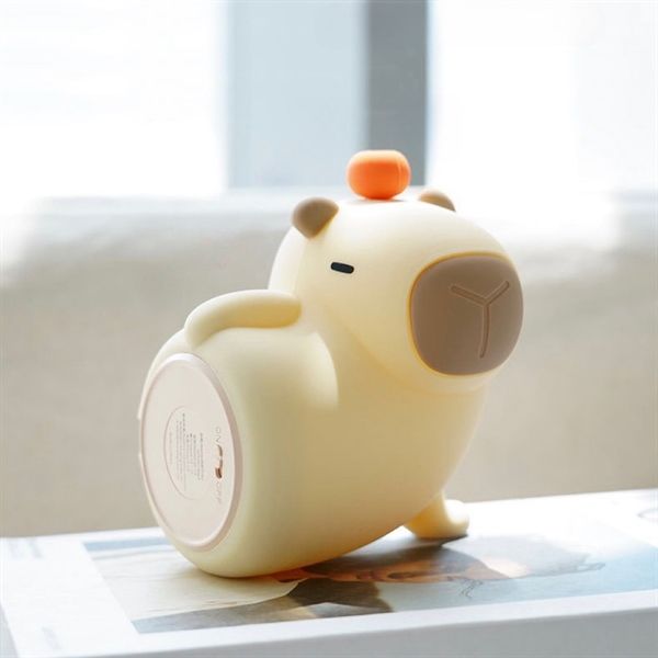  Đèn ngủ Capybara nghiêng đầu 