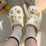  Dép cross charm ong gấu bánh 