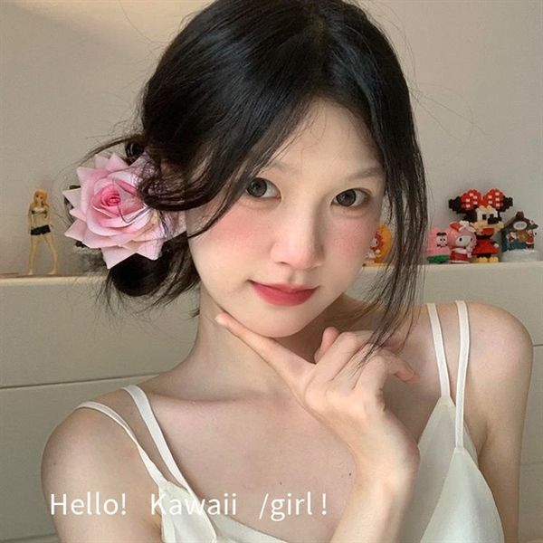  Kẹp hoa hồng cánh mỏng 