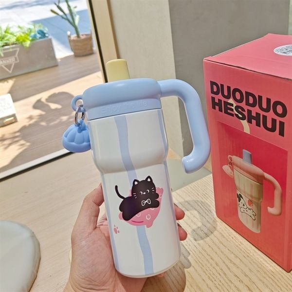  Cốc giữ nhiệt mèo móc khoá 600ml 