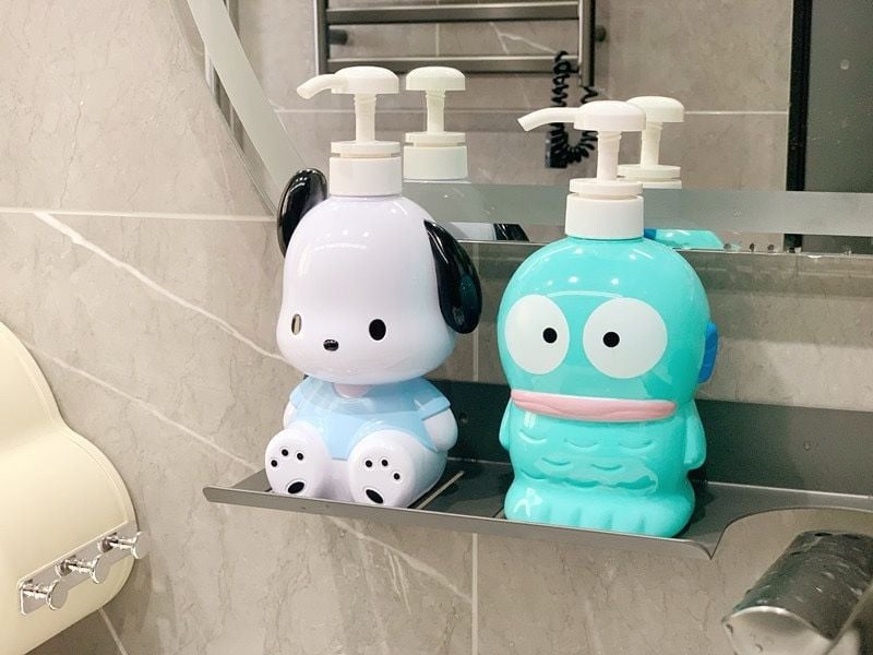  Chai đựng sữa tắm Sanrio 