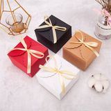  Hộp quà vuông đỏ/ trắng 10cm 
